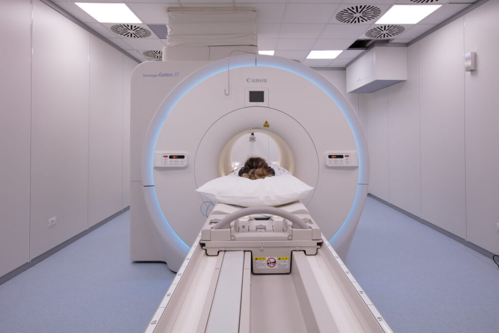 MRI-scan in nauwe tunnel? Niet bij een open MRI-onderzoek
