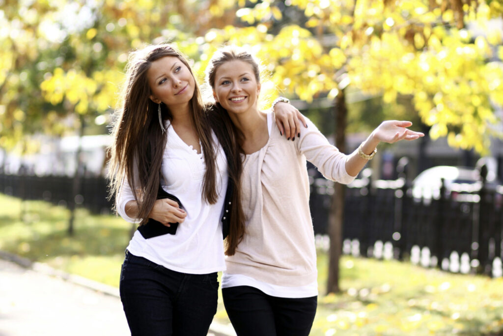 6 redenen waarom jij een zus moet hebben