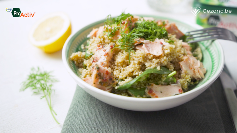 Quinoa met zalm, spinazie en dille