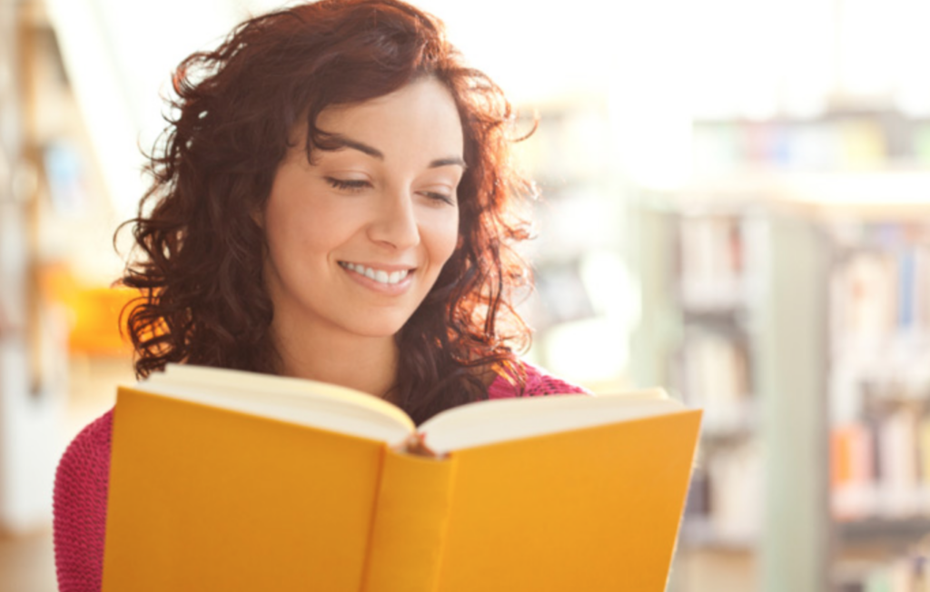 BEWEZEN: vrouwen die graag lezen zijn gelukkiger!