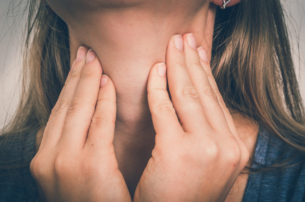 Studie toont aan: beter geen hormonenbehandeling bij milde schildklierproblemen