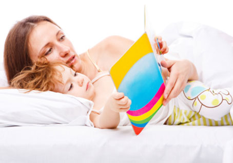 Met deze 6 trucjes zal je kind sneller slapen