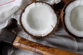 Open een kokosnoot in 4 stappen