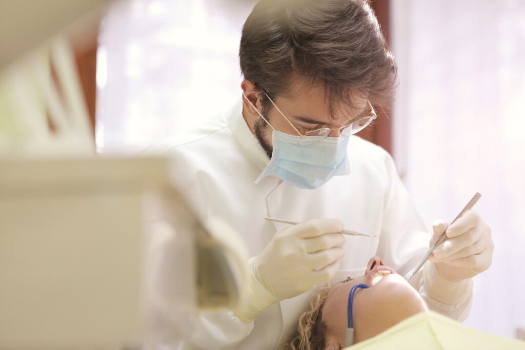 Belg overweegt tandartsbezoek uit te stellen om financiële redenen