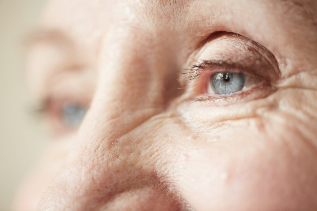 Wat helpt tegen een trillend ooglid?