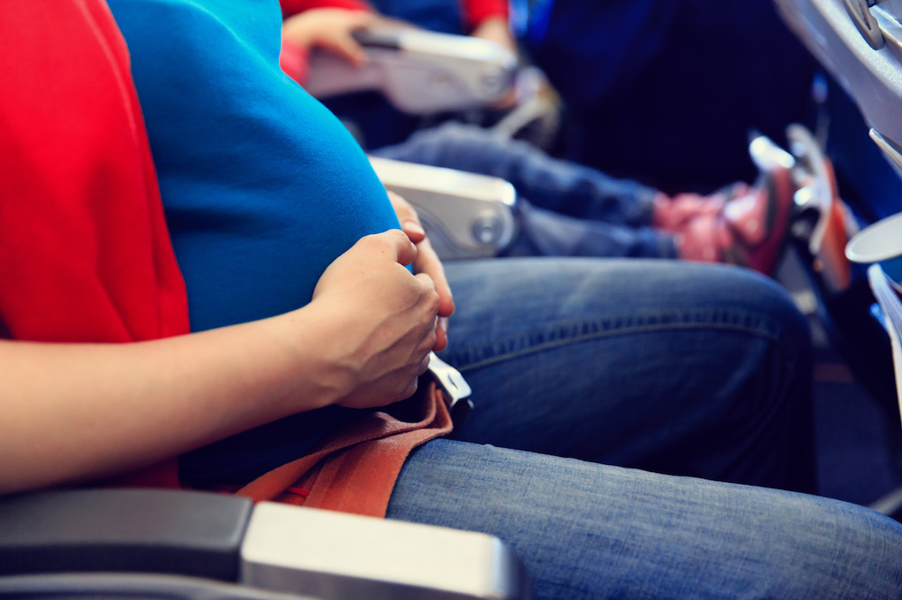 Is Vliegen Veilig als je Zwanger Bent?